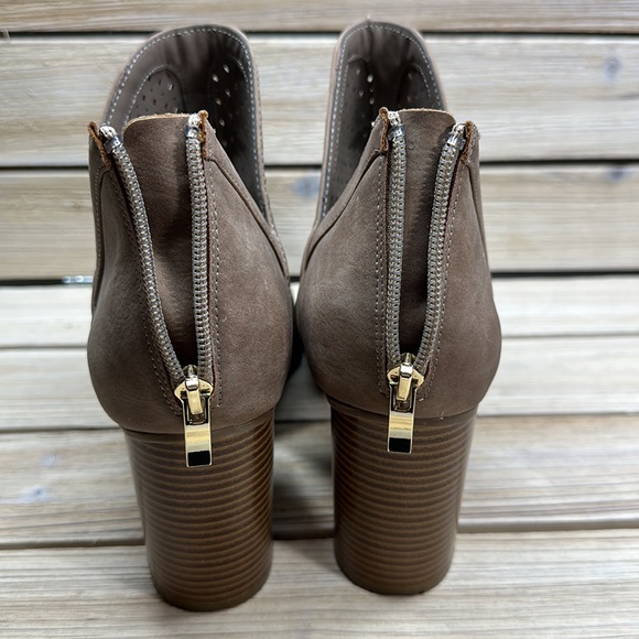 A.N.A Tiana Taupe Perforated Laser Cut Ankle Open Toe Bootie Block Heel 10 M - Picture 7 of 10